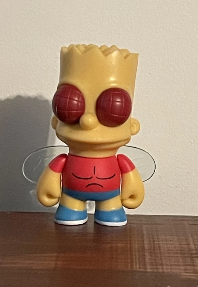 Kidrobot The Simpsons Treehouse of Horror - Bart as The Fly 乙烯基人偶和盒子 — 第 2/3 张图片