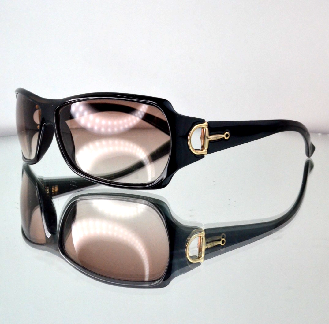 小物 GUCCI sunglasses GG Horsebit gold RARE Gucci Gold Horsebit Logo Sunglasses Black/Gold Wrap Y2K