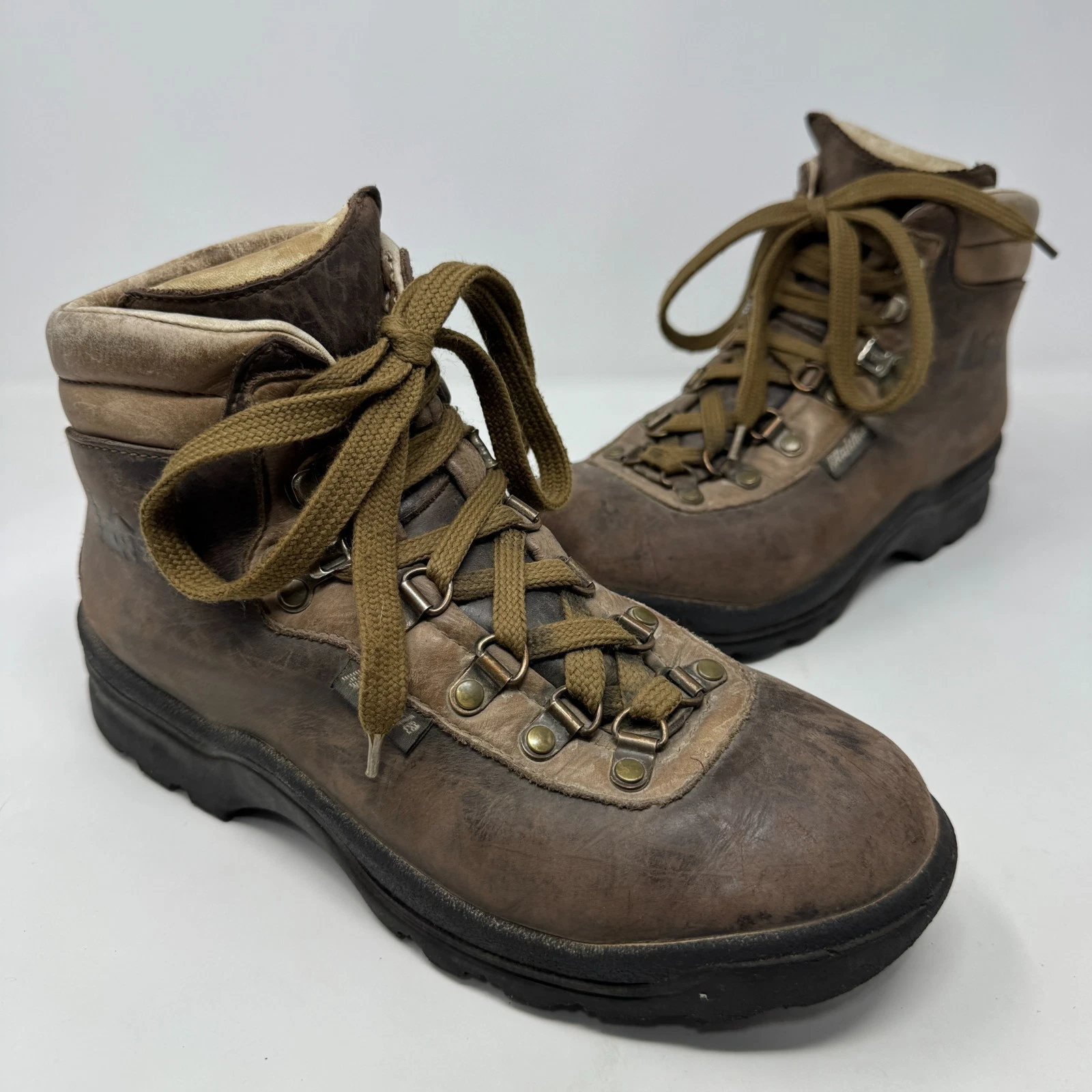 Vintage REI Coop Leather Hiking Camping Work Boots Brown Women's Size 7