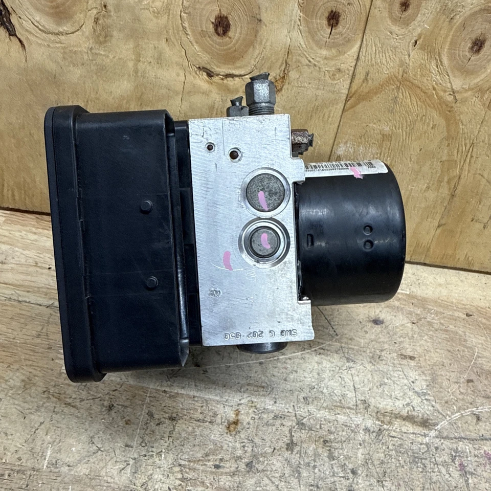 11 12 Nissan Frontier Pathfinder Anti-Lock Brake ABS Pump Module 47660 9BD0C VDC — 第 4/4 张图片