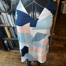 Showpo abstract artsy v- neck sz 8 a-line mini dress