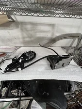 right front door latch assembly With Handle Base 2018-2023 Chevy Traverse OEM