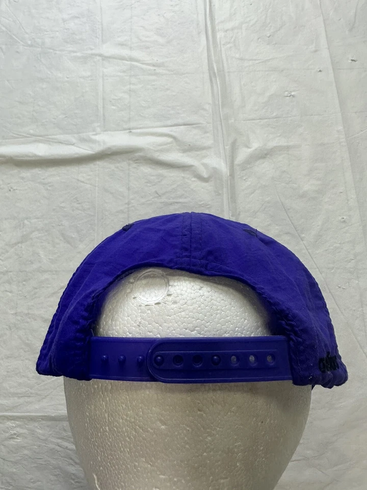 Gorra de nailon de fútbol Adidas de colección SnapBack trébol púrpura rara Foto 3 de 4