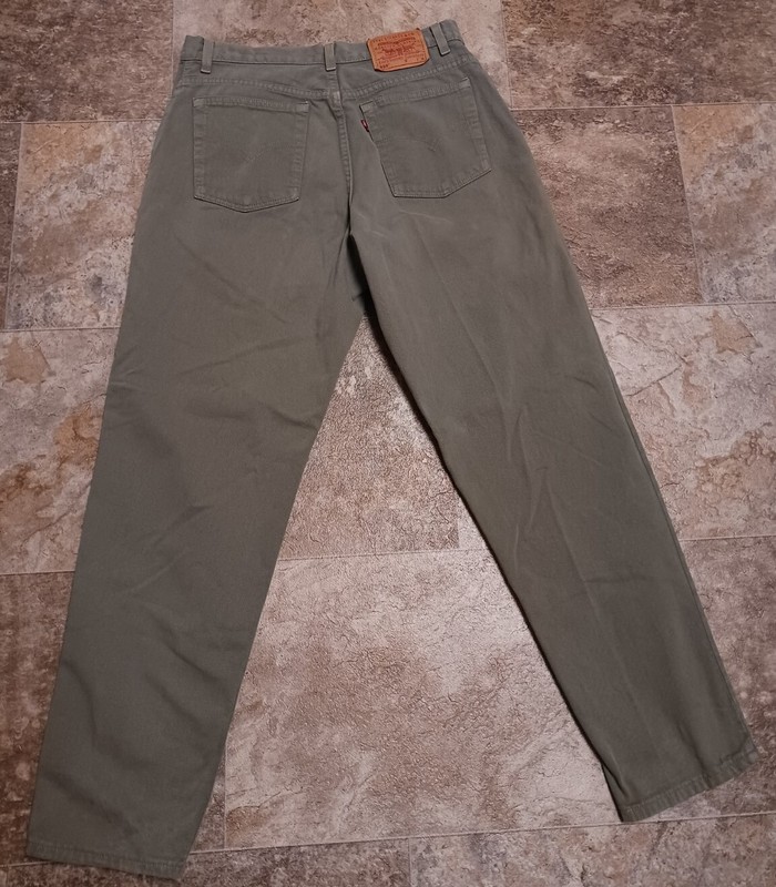 90's Vintage Levi's 550 Mom Jeans 14 Reg M Relaxed Fit Tapered Leg Made In USA