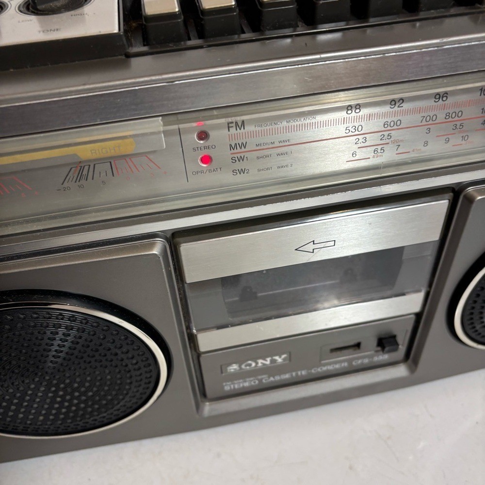 Sony Am/Fm radio cassette-corder player boombox portable stereo