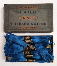 1920s antique SEWING LOT CLARK'S O.N.T. BOX w 21pc BLUE 6 strand pull-out skeins