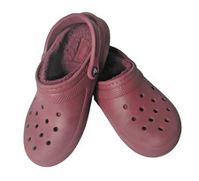 Crocs Dual Comfort Faux Fur Lined Maroon Clogs Back Strap Men Size 5 Womens Sz 7