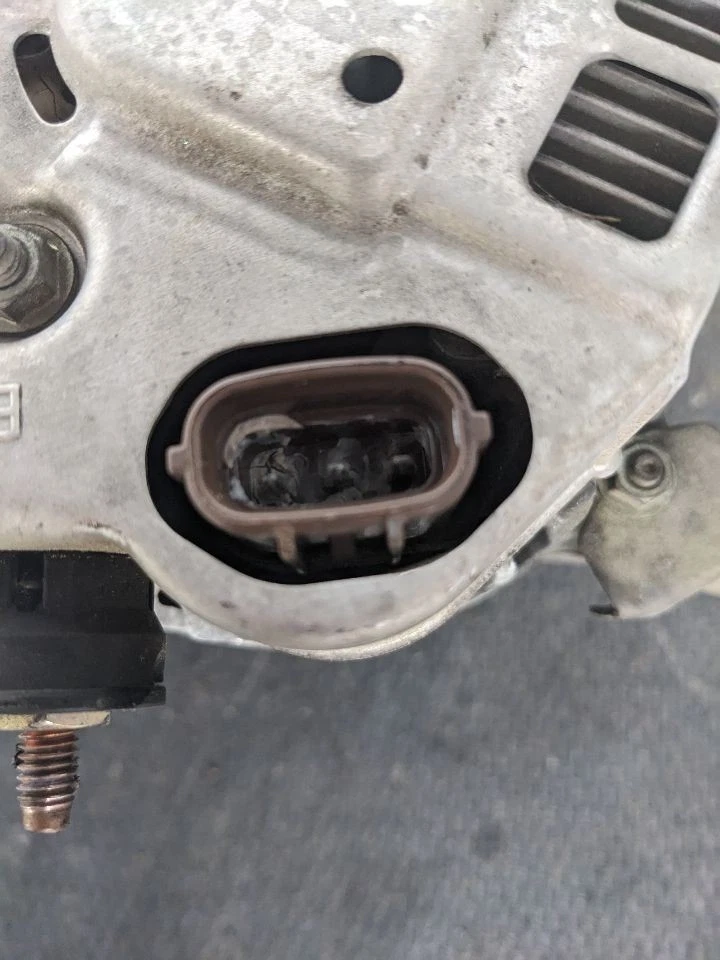 Alternador 80 Amp 4 cilindros compatible con 97-01 CAMRY 1157578 Foto 3 de 4