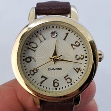 Women's Watch 25MM Gold Tone Case Gold Dial Brown Leather Bands New Battery
