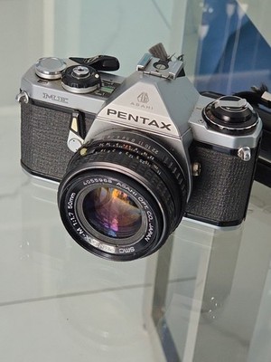 Pentax ME Analoge 35mm Kamera + SMC Objektiv 50mm f/1.7 - funktionsfähig