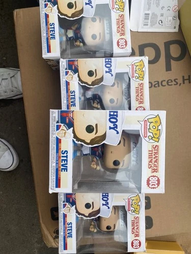 X 5 Funko Pop! Vinyl: Stranger Things - Steve #803