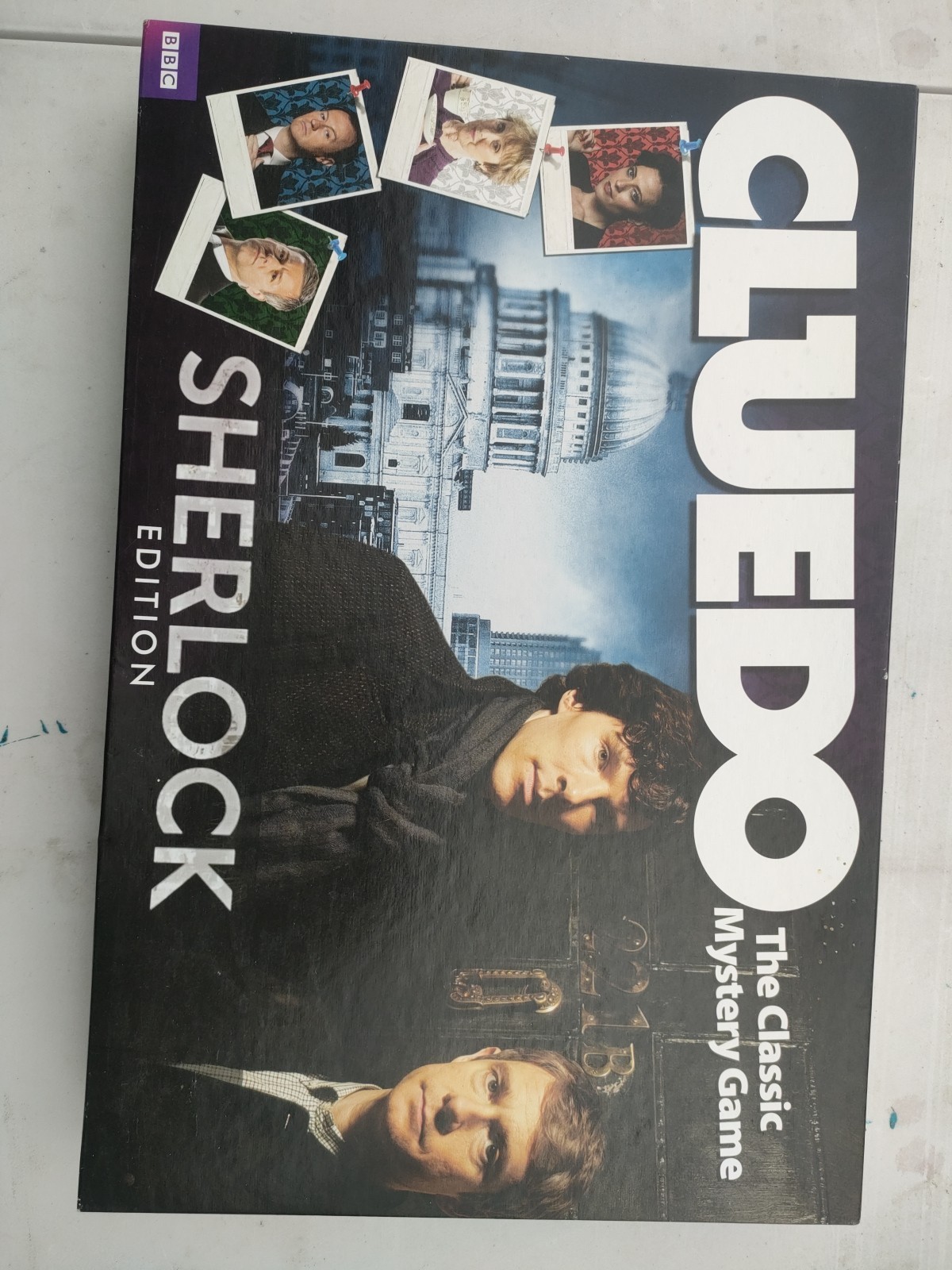 Bin Cluedo Sherlock Edition Board Game Hasbro The Classic Mystery Game 2012