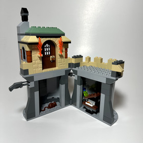 LEGO Harry Potter (2004) Prisoner of Azkaban 4753: Sirius Black&rsquo;s Escape 100%