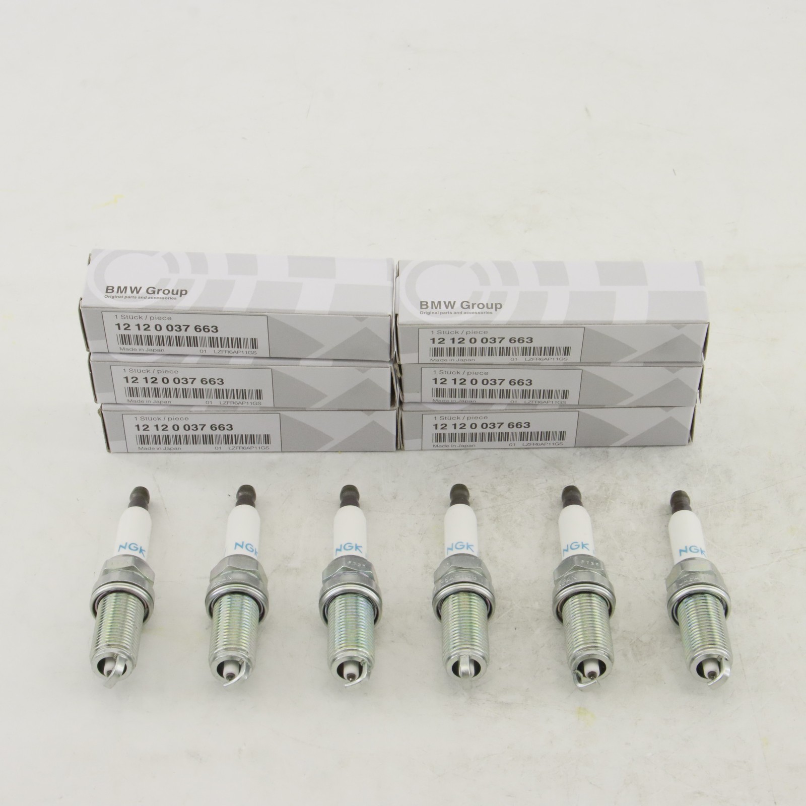 Genuine 12120037663 For BMW 1/3/5/6/7 Series X1/X3/X5/Z4 Spark Plug - Set Of 6 