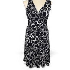 Talbots Petites Black White Circle Print V Neck Sheath Dress Size 8