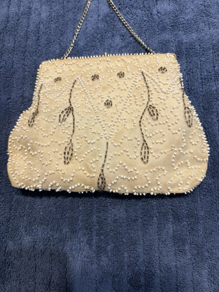 Vintage Hand Beaded Coin Purse 5" x 3.5" - Image 2 of 4