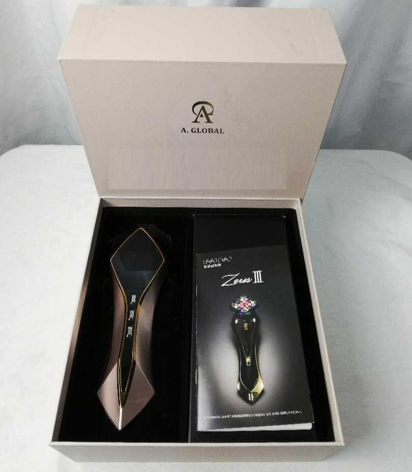 ARTISTIC & CO. Dr.Arrivo Zeus III All-in-one Beauty