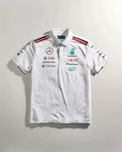 2025 NEU Mercedes AMG F1 T-Shirt Formel 1 weiß -- - Bild 6 von 7