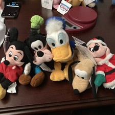 Lot of 5 Vintage Disney Store Mickey Donald Goofy Minnie Xmas Pluto Bean Plush