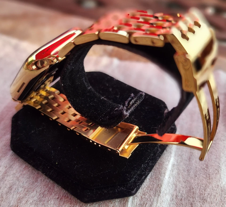 Apple Watch 18k, 24k, Rose Gold, Plated Apple Watch Service. No Watch For Sale - Image 3 of 4