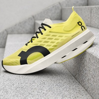 On Running Cloudboom Strike Limelight Wolf 3ME30483331 Men New