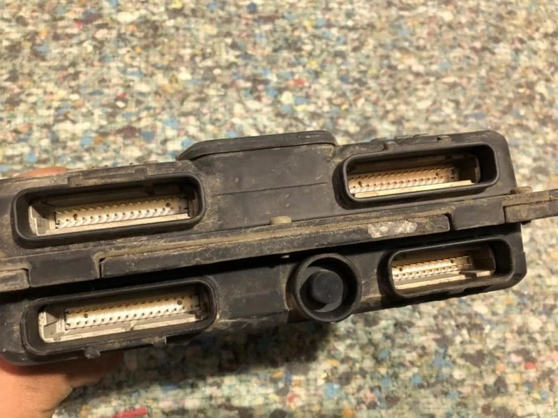 Módulo de control del motor 99-02 Chevrolet Express 1500 usado 5,7 L computadora 16263494 Foto 3 de 4