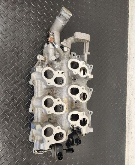 1997-1998 Ford Truck-F150 4.2L Lower Intake Manifold Genuine Assembly OEM