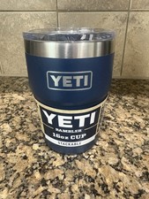 Taza apilable YETI Rambler 16 oz con tapa deslizante color: azul marino (totalmente nueva)