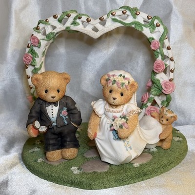 Cherished Teddies Set - Bride, Groom, And Arch Item #510254