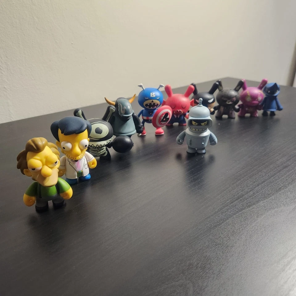 Kidrobot 3" Vinyl Figures- Various Series- Lot of 11-Futurama Bender,The Cap'N.. - Image 4 of 4