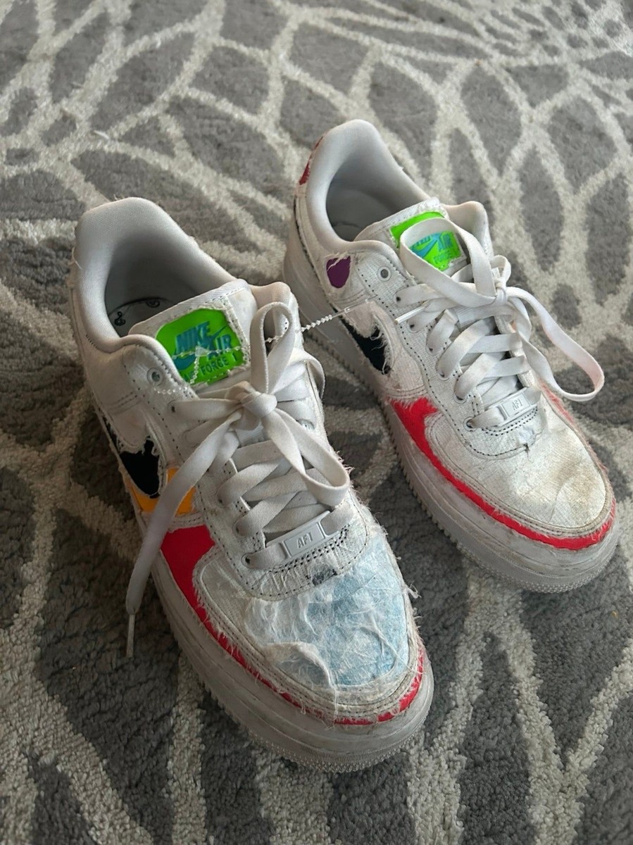Nike Women's Air Force 1 '07 LX Reveal Tearaway Reveal