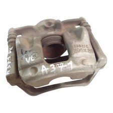 Mercedes W246 B Klasse 180 CDI 80KW Bremssattel vorne links A0004216781 Bj2016