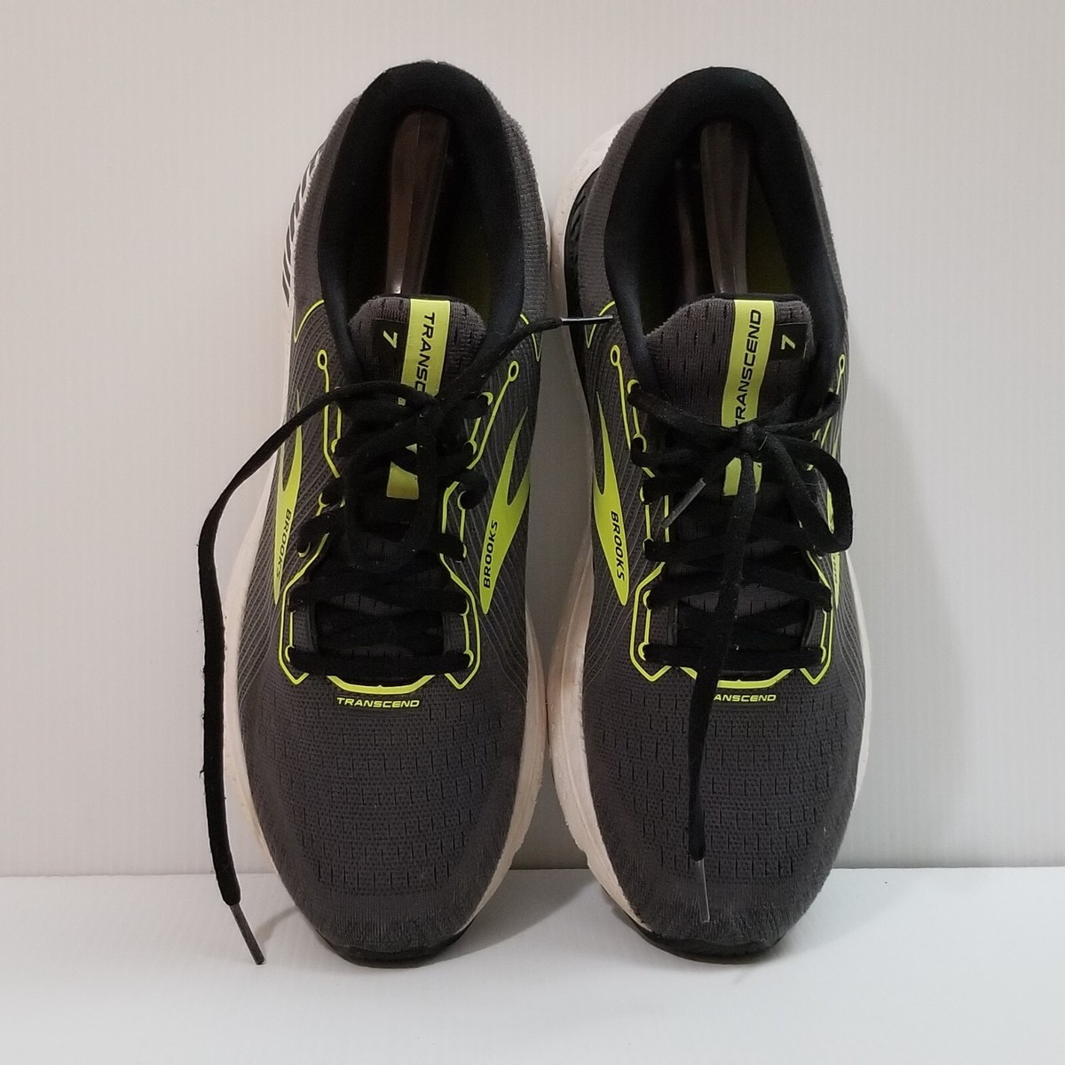 Brooks Mens Transcend 1103311D029 Black Green Running Shoes Lace Up Sz 10  D