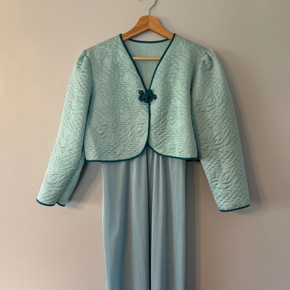 Vintage Long Slip Dress & Matching Quilted Bed Jacket Blue Sz Medium Bow RARE - Image 2 of 4