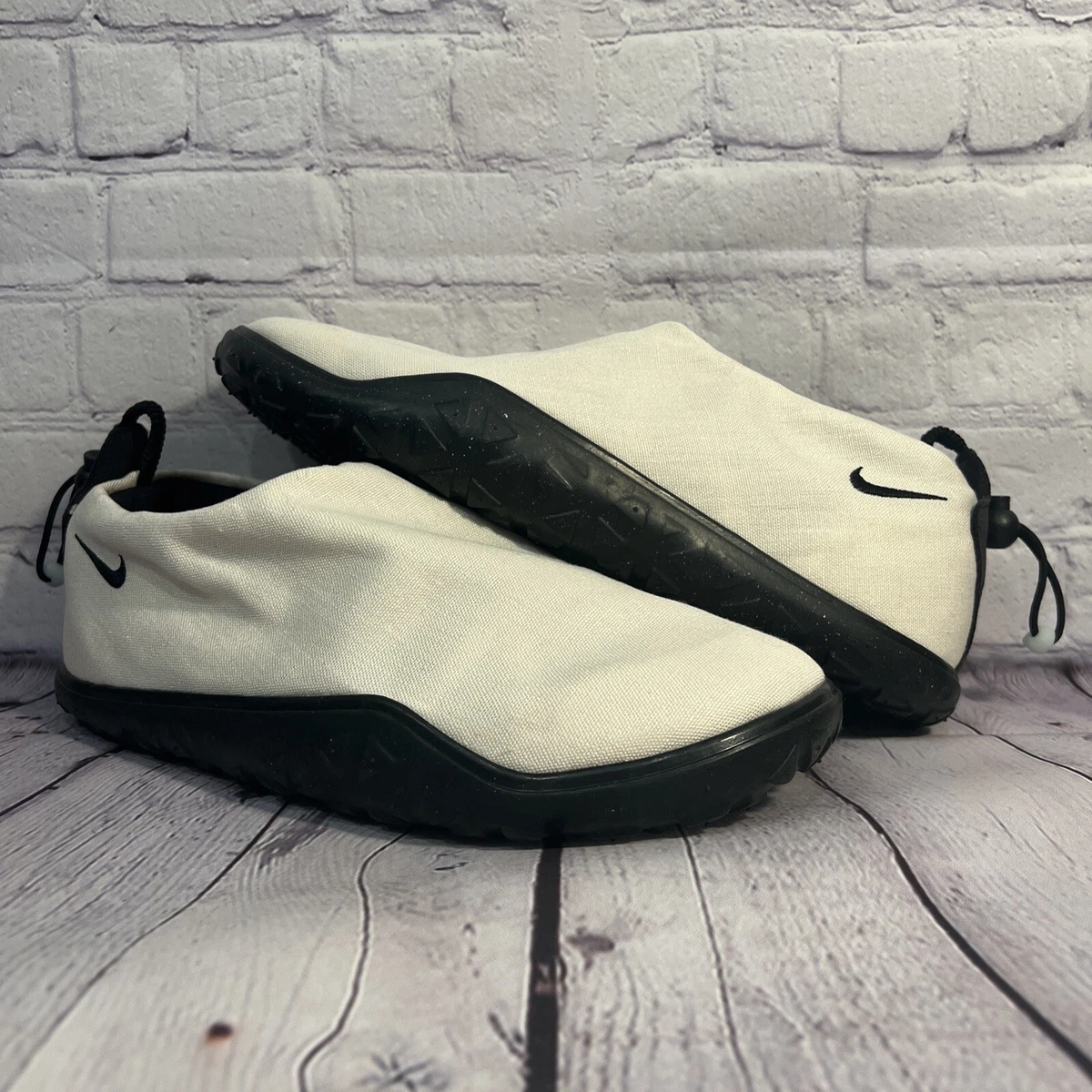 Nike hotsell clog sneakers