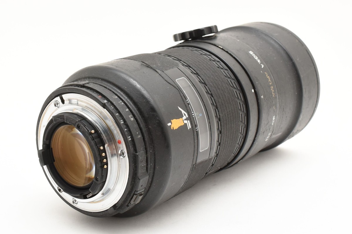 Sigma AF 180mm f2.8 APO Multi Coated Macro Lens Nikon F
