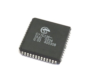 CY7C136-15JC 2Kx8 Dual-Port Static RAM 15ns PLCC52, Cypress Semiconductor