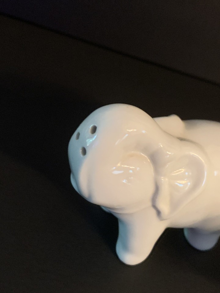 Ceramic White Elephant Salt And Pepper Shakers With Trunks Up For Luck