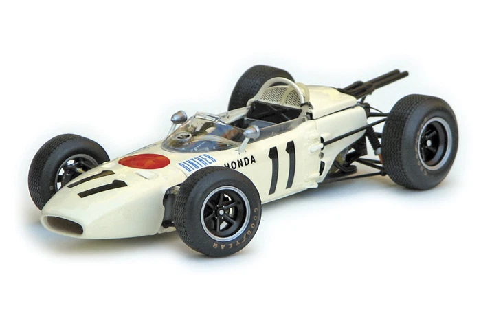 Tamiya 20043 1/20 Model Formula One Kit Honda RA272 1965 F1 Ginther/Bucknum - Image 2 of 2