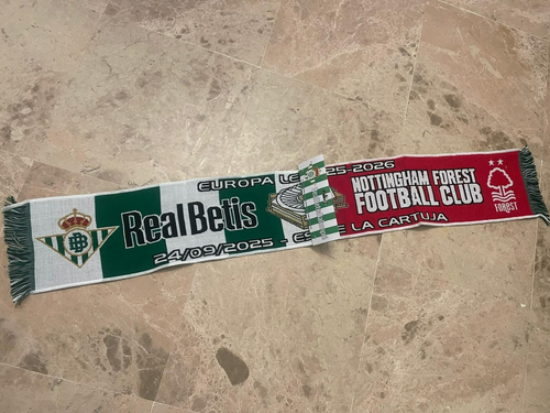 BUFANDA OFICIAL UEFA EUROPA LEAGUE 2025/26 REAL BETIS vs NOTTINGHAM FOREST FC. - Imagen 2 de 5