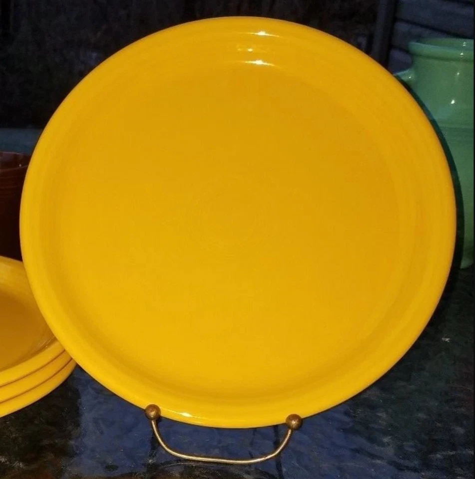 FIESTA BISTRO DEEP COUPE DINNER PLATE 10.5" YELLOW DAFFODIL GLAZED PORCELAIN NEW - Image 3 of 4