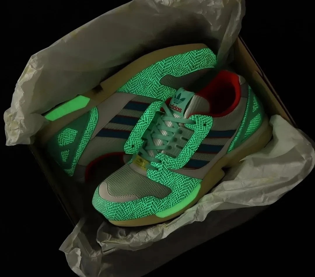 atmos × adidas Originals ZX8000 adidas x atmos ZX 8000 'Animal' FY5246