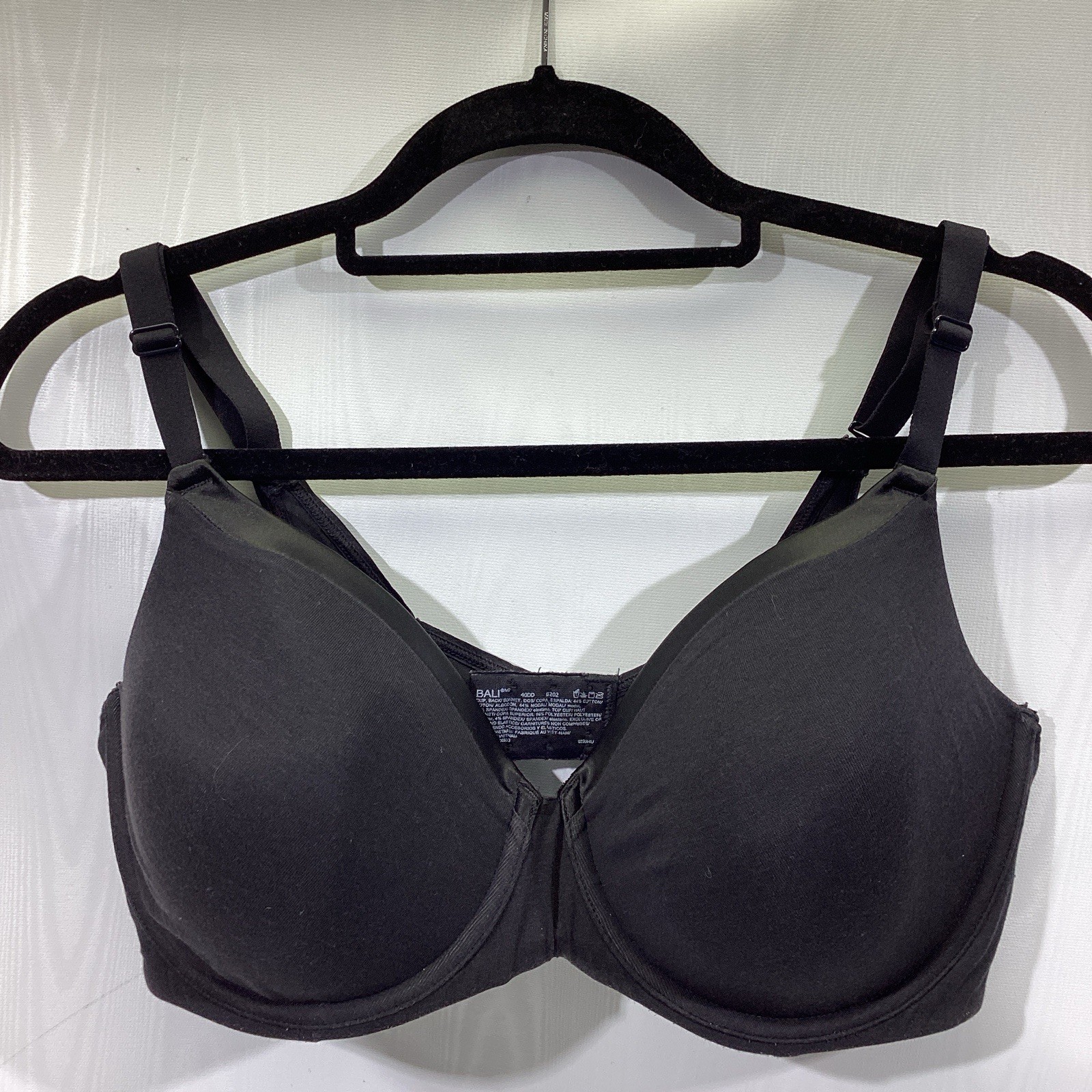 Bali Bra 40DD Black Underwire Soft Cup Style #8202