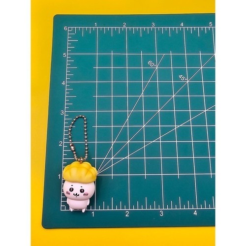Chiikawa Melonpan Hat Figure Mascot Charm / Phone Strap / Keychain - Picture 3 of 3