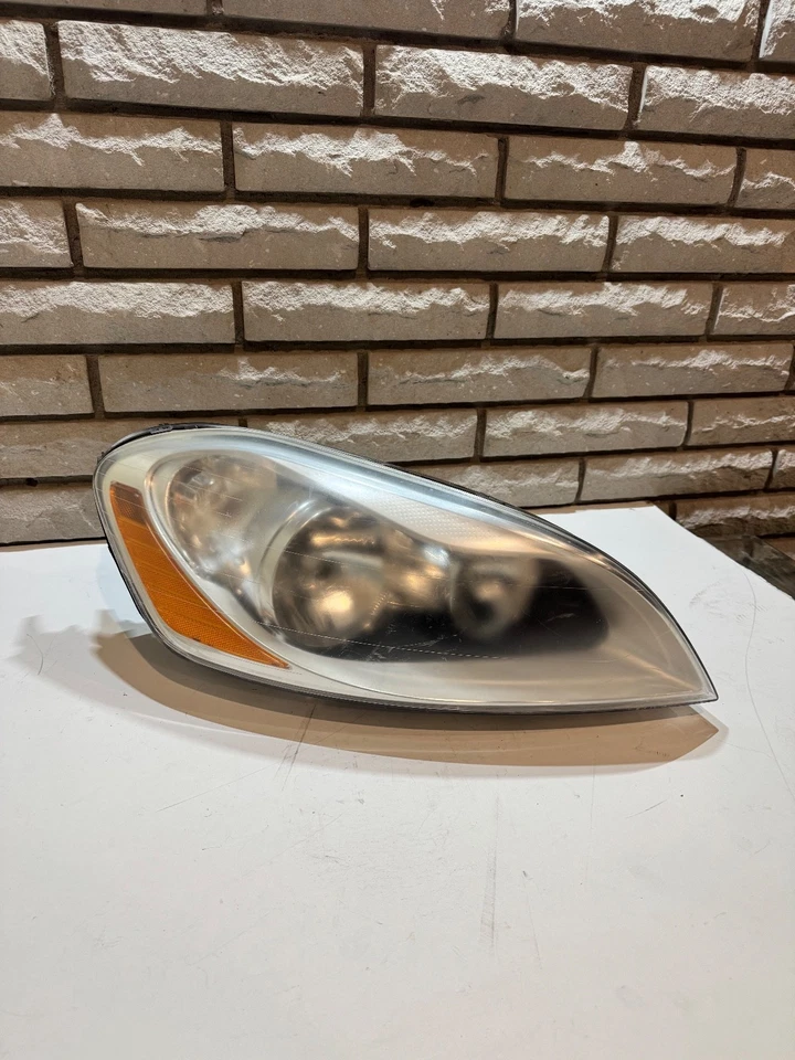 Faro halógeno derecho lado pasajero Volvo XC60 2010-2013 ¡PROBADO POR FABRICANTE ORIGINAL! Foto 2 de 4