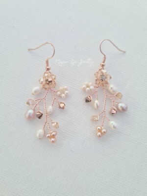 Zarte Ohrringe Rosegold Süßwasserperlen. Crystals Autumnal Blush 