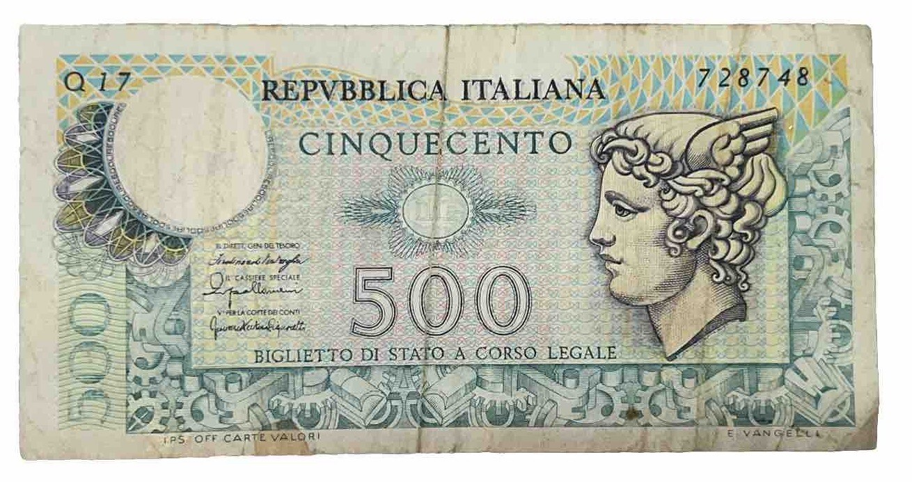 Foto 1 di 2