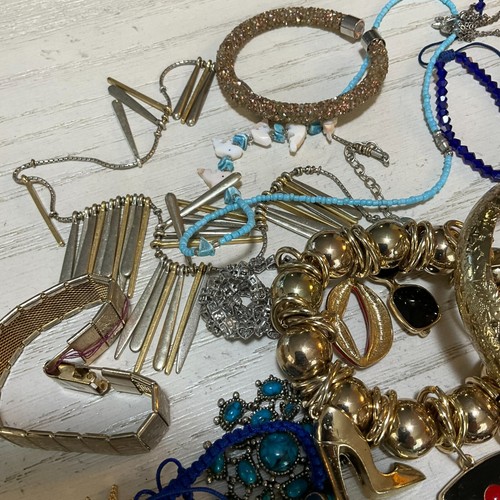 Vintage Schmuck und Zubehör Konvolut - Ohrringe, Halskette, Armbänder - Tracht - Bild 3 von 8