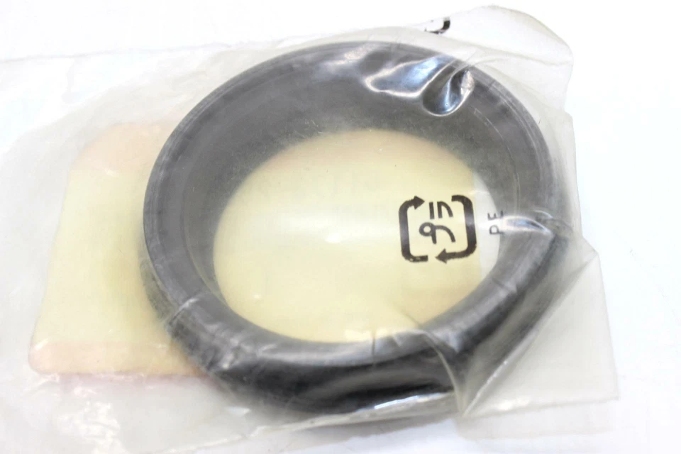 2003 Suzuki Gsxr600 51173-28E40 DUST SEAL OEM - Image 2 of 2