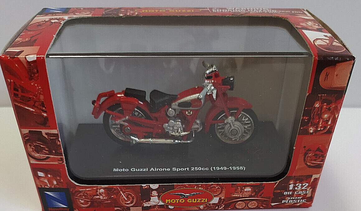NEW RAY 1:32  DIE CAST MOTO GUZZI AIRONE SPORT 250 cc 1949-1958 ROSSO ART 06086